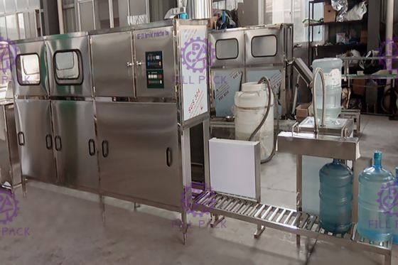 One Road 120 BPH 5-galonowa maszyna do napełniania wodą dostawca