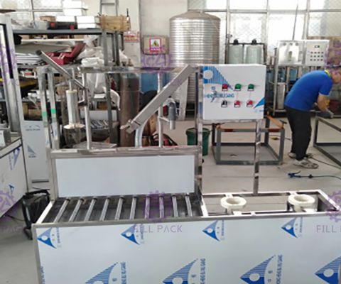 80BPH 20L galonowa maszyna do napełniania półautomatyczna dostawca