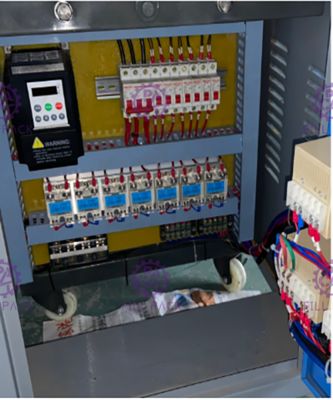 Woda pitna Maszyna do wydmuchiwania butelek o pojemności 18,9 litra galonów dostawca