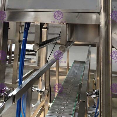 Maszyna do napełniania wodą pitną ze stali nierdzewnej 304 1200BPH dostawca