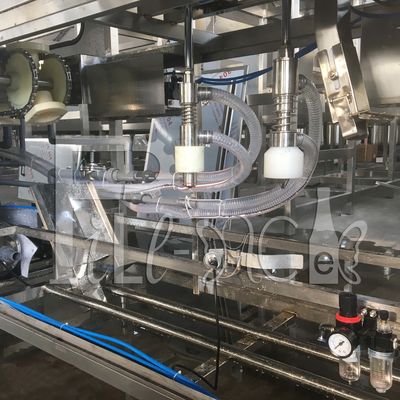 Automatyczna maszyna do napełniania galonów 200 bph Cap Lifter dostawca