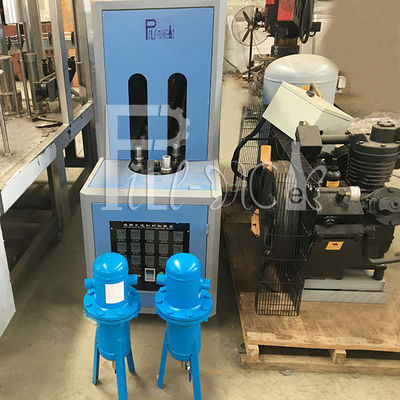 Półautomatyczna plastikowa butelka PET o pojemności 5 galonów 20 litrów z rozdmuchiwaniem z uchwytem dostawca
