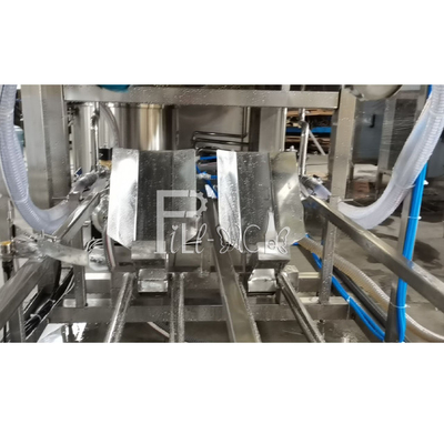 300BPH Automatyczna plastikowa butelka o pojemności 3 galonów 18,9 l Maszyna do napełniania butelkowanej wody dostawca