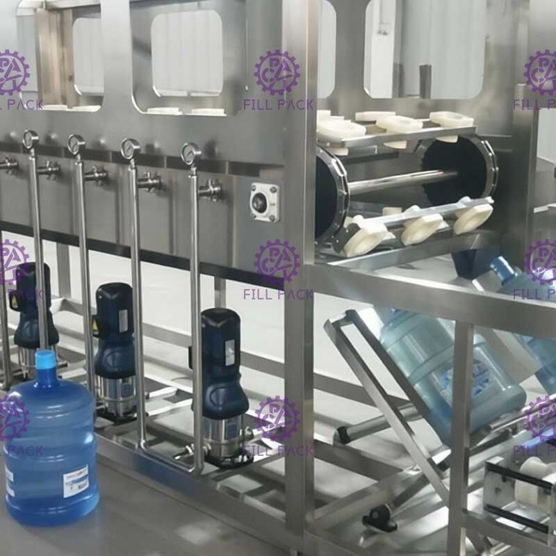 4600 * 2000 * 1800 mm L Typ 5-galonowa maszyna do napełniania butelek dostawca